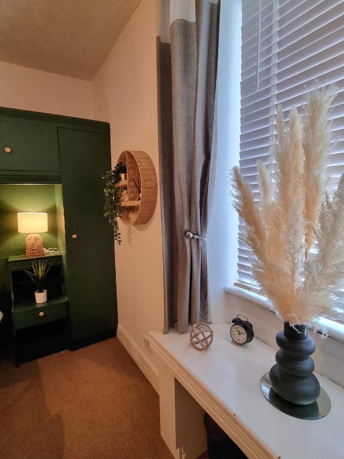 Inverness City Centre Flat ภายนอก รูปภาพ