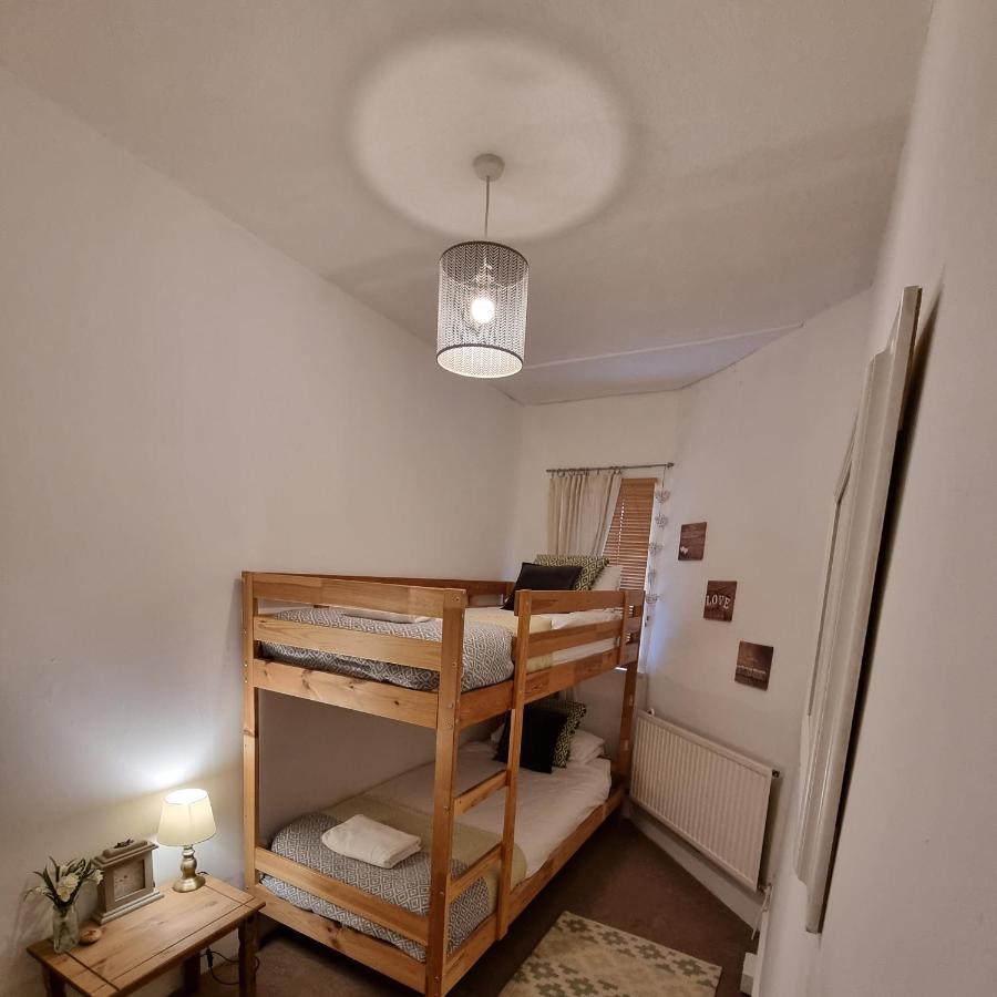 Inverness City Centre Flat ภายนอก รูปภาพ