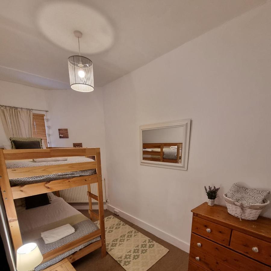 Inverness City Centre Flat ภายนอก รูปภาพ